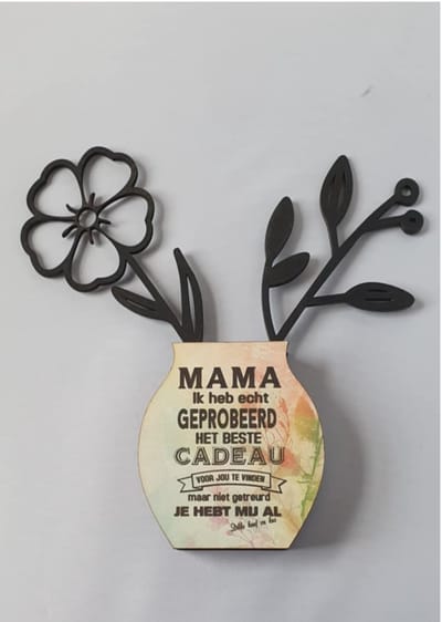 Decoratieve houten vaasje met bloemen - tekst - spreuk- mama - moeder