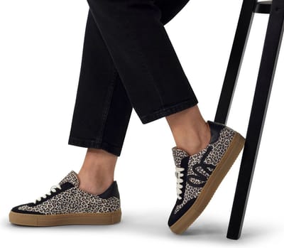 Manfield - Dames - Zwarte suède leopard sneakers - Maat 36