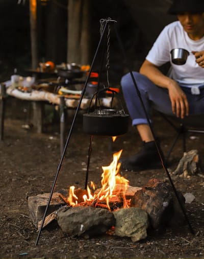 COZYVENT 78CM Campingstatief, kookstatief voor boven een kampvuur, Dutch Oven statief, mini verstelbare grillstatief, kookstatief voor boven een kampvuur, grillstandaard, grillset, kooklantaarn, statiefhanger met opbergtas voor kampeeractiviteiten