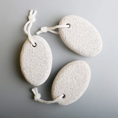 4stuks - Puimsteen voor Voeten - Schone voeten - Schuurblokje - Hand en Voet Verzorging - Pedicure set - Puimsteen borstel - Geschikt voor voeten - Schuurblokje - Verwijdert dode huidcellen, eelt en likdoorns - voet verzorging eelt- callus remover