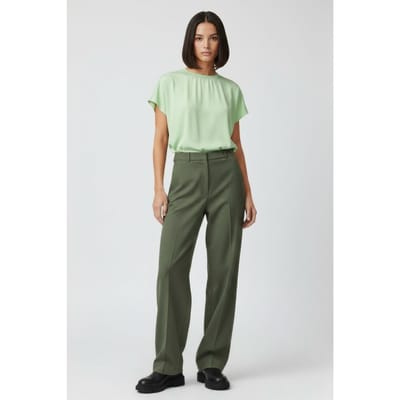 French Connection Capriana Crepe Crew Nk Top Apple Green Maat: XS | Blouses Outlet | Dames | Groen