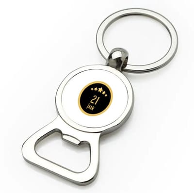 Akyol - 21 jaar flesopener - Hoera 21 jaar - iemand die 21 jaar is geworden of 21 jaar lang een relatie hebben of getrouwd zijn - verjaardagscadeau - verjaardag - cadeau - kado - geschenk - gift - relatie - trouwdag - jubileum - 9 bij 3 cm