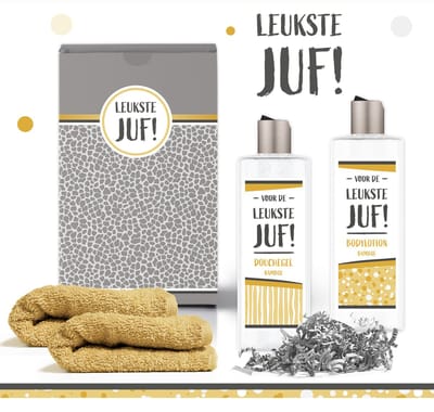 Geschenkset "De leukste juf" - 4 producten - 560 gram - Triomf Cosmetica | Giftset voor haar Juffendag Cadeau Juffrouw Lerares Docent Overblijfjuf Einde schooljaar Afscheid Leerkracht Stagiaire Luxe Cadeaubox Geschenk Set Pakket Vrouw Geel