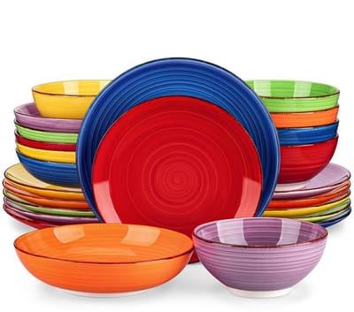 Compleet dinner set van NTHProducts voor 6 personenWarm
