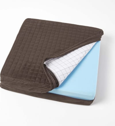 Homescapes Orthopedisch zitkussen 50 x 50 x 10 cm – velours fauteuilkussen bruin