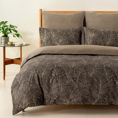 Omgoods - Bedlinnen Set 200x200 cm met 2 Kussenslopen - Tropisch Bladeren Motief