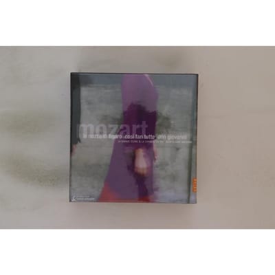CD LA GRANDE ECURIE ET LA CHAMBRE DU R - Mozart Le Nozze Di Figaro, Cosi Fan E8904 NAIVE CLASSIQUE 2005 Europa Klassiek Gebruikt gray