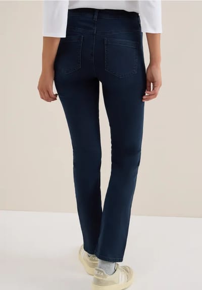 Straight Legs jeans