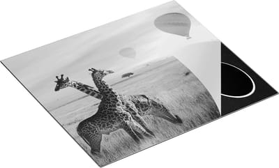 Chefcare Inductie Beschermer Twee Giraffen met Twee Oranje Luchtballonnen - Zwart Wit - 60x50 cm - Afdekplaat Inductie - Kookplaat Beschermer - Inductie Mat