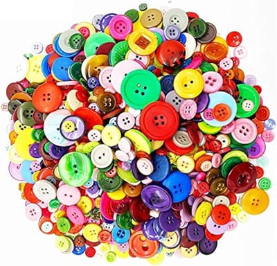 Kleurrijke Plastic en Hars Knopen - 2000 Stuks voor DIY Naaiwerk, Scrapbooking en Creatieve Projecten - Perfect voor Kinderen en Versieringen