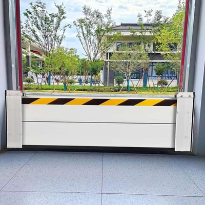 Waterkering Garage - Overstromingsschot Deur - Wateroverlast Voorkomen - Aluminiumlegering - 150x40CM - Zilverkleurig