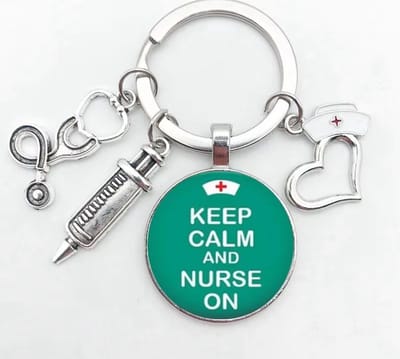 Sleutelhanger | Verpleegster | kado zorgmedewerker | Keep calm and nurse on