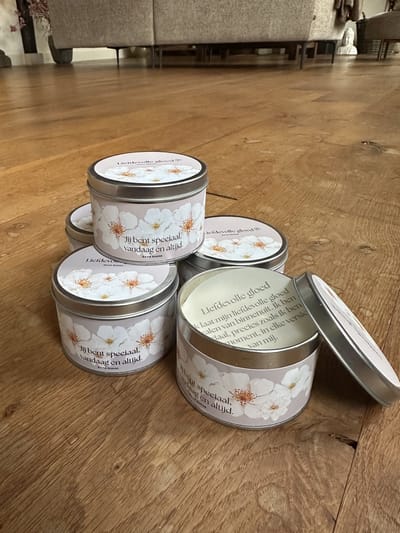 Gingerbread Geurkaarsen – Liefdevolle Groet – Christmas Candle Giftset – Kaarsen in Blik - 25 uur brandtijd – Winter Geur, Cozy Sfeer & Kerstcadeau