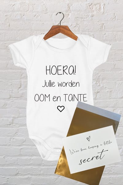Hospitrix Baby Rompertje met Tekst HOERA! Jullie worden oom en tante + Kaart | Korte Mouw | Cadeau voor Zwangerschap | Bekendmaking | Aankondiging Zwangerschap | Aanstaande Moeder | Moederdag