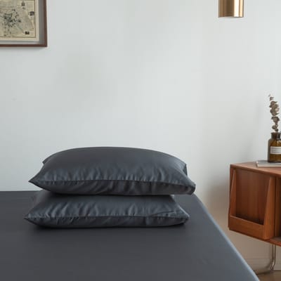 Bamboe kussenslopen Space Blue donkerblauw 40x80 cm – Set van 2, zacht, ademend & duurzaam | Boomba Bamboo®