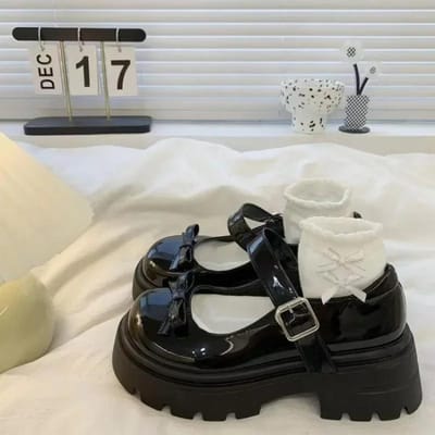 Hete Uitverkoop Damesschoenen Herfst Dames Pumps Schattige Eén-woord Gesp Effen Vlinderknoop Middenhak Waterdicht Mary Jane Pumps 40