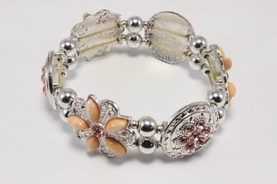 Armband stretch met diverse fantasie schakels