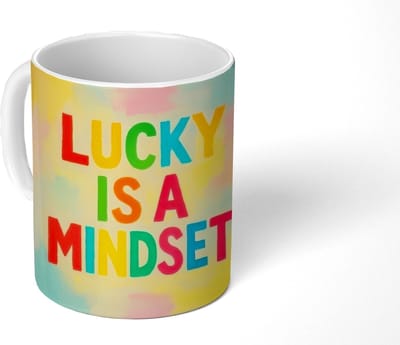 Mok - Koffiemok - Quote - Lucky - Regenboogkleuren - Mokken - 350 ML - Beker - Koffiemokken - Theemok - Mok met Tekst