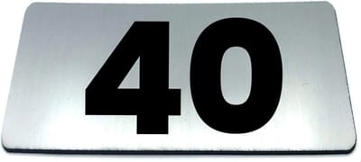 Nummerplaatje 40 - 80 x 50 x 1,6 mm - RVS-look geborsteld - Incl. 3M-tape | Nummerbordje - Deur en kamernummer - brievenbusnummers - Gratis verzending - 5 jaar garantie | Gratis Verzending