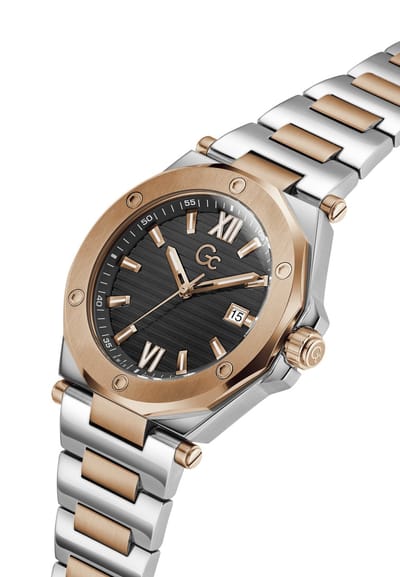 Gc Gc Legacy Sleek Metal Analoog Quartzhorloge Zilver En Roos Kast Gemaakt Van 100% Roestvrij Staal En Een Armband Van 100% Roestvrij Staal 42 Z67001G7, Z67002G2