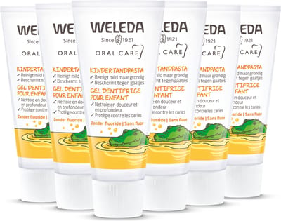 WELEDA Kindertandpasta - 6 x 50ml - Voordeelverpakking - Zonder Fluoride - Te Gebruiken Vanaf 0 Jaar - Reinigt Mild Melkgebit - Verwijdert Tandplak - Beschermt Tegen Tandbederf - Helpt Tandvlees Gezond Te Houden - 100% Natuurlijke Ingrediënten