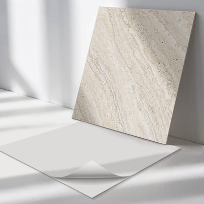 Wallfluent Vinyl Tegels - Natuursteenpatroon Vinyl Wandtegels - 30 cm x 30 cm - Romig PVC Tegels - Verpakking van 9 stuks - Vierkant PVC Tegels - Texturen Plaktegels - Zelfklevende PVC Tegels - Plaktegels Keuken en Badkamer