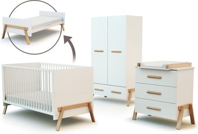 AT4 - Grote babykamer met commode met 3 lades + houten kledingkast