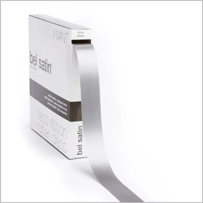 Poly Satijnlint Zilvergrijs – 25 mm × 100 m – polysatijn