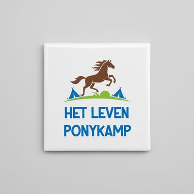 Paard & Ponykamp Keramische Tegel – “Het Leven Ponykamp” Paardenliefde Wanddecoratie – 15 × 15 cm