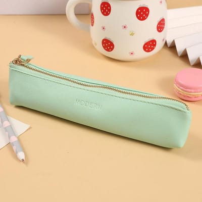 Nieuwe PU Lederen Pennen Etui Eenvoudige Driehoekige Vorm Vintage Kleur Etui Opbergzakje voor Pennen Schrijfwaren School Potloden Tas