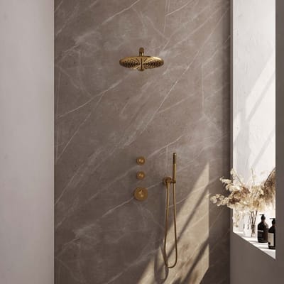 Brauer Gold Edition thermostatische inbouw regendouche SET 02 met 30 cm douchekop en rechte muurarm en staaf handdouche en doucheslang en wandaansluitbocht goud geborsteld PVD