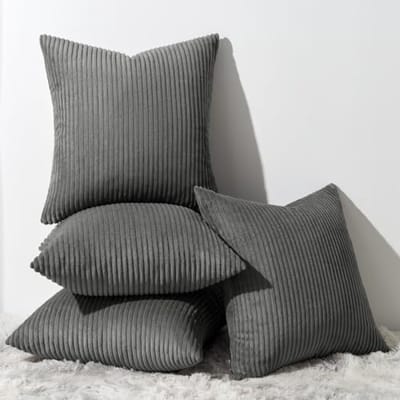 PromoHome Ribfluwelen Kussenhoezen Set van 4 - 50x50 cm Donkergrijs Gestreept - Zacht Corduroy Materiaal - Wasmachine Bestendig - Decoratieve Kussenslopen voor Woonkamer Slaapkamer Balkon