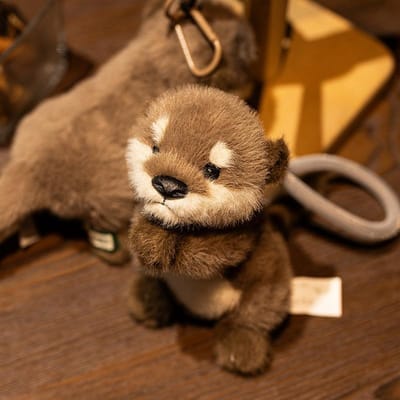 Schattige Otter Pluche Sleutelhanger Realistische Knuffel Otter Dier Hanger Pop Zachte Knuffels Sleutelhanger voor Tasdecoratie Cadeaus Meisje brown