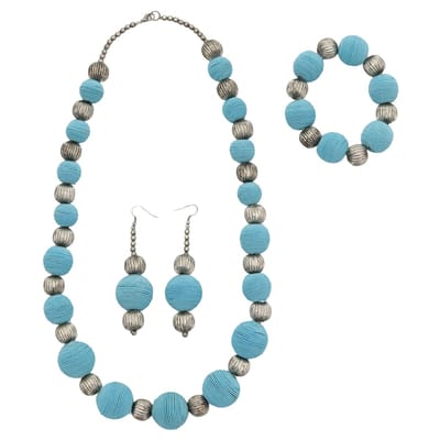 Behave Boho Sieradenset – Handgemaakte Ketting, Armband & Oorbellen met Lichtblauw Touw en Zilverkleurige Kralen