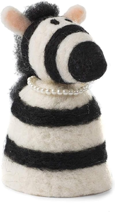 Eierwarmer Zebra - Decoratieve Eierhouder - Tafel Decoratie - Met Parelketting - 10 cm Hoog - Zwart-Wit