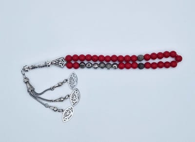Handgemaakte naam tasbih 33 Kralen Natuursteen “Bloedkoraal” - met metaal tassel “Oogen"- Met je naam of de naam van uw geliefde- 8 mm diameter van de korrel