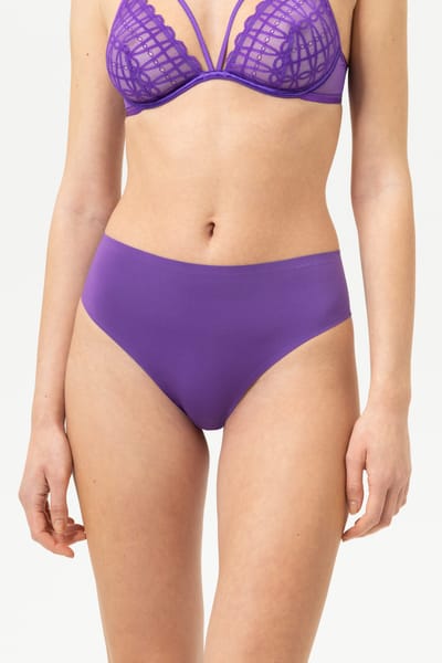 String Serie Simply Better Invisibles Electric Purple