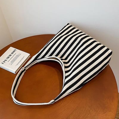 Gestreepte tas met grote capaciteit Dames Nieuwe trendy mode Draagtas Dames Ins College studenten Klas Handtas Dames black