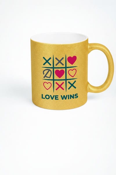 Gouden Glitter Mok 'Love Wins' - Tic Tac Toe Hartjes Design - Valentijn Liefdes Cadeau