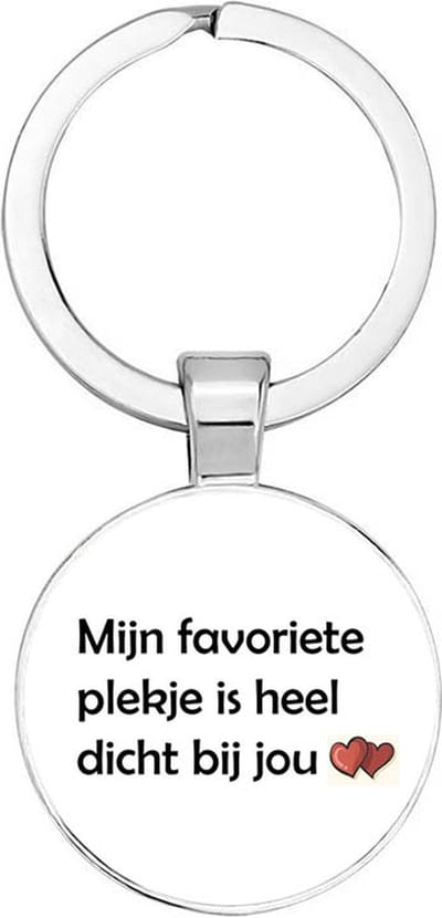 Akyol - Mijn favoriete plekje Sleutelhanger - liefde - vriend/vriendin - valentijnsdag - cadeautje voor vriend/vriendin - verjaardagscadeau - kado - gift - 2,5 x 2,5 CM