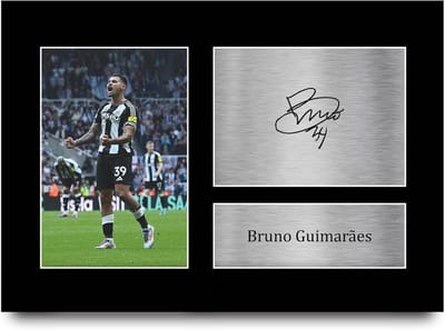 Gesigneerde Foto - Fan Cadeau - Voetbal Memorabilia - Professioneel Gemaakt - A4 Formaat - Zwart
