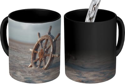 Magische Mok - Foto op Warmte Mokken - Koffiemok - Scheepsstuur - Hout - Bruin - Zand - Magic Mok - Beker - 350 ML - Theemok
