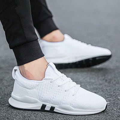 Nieuwe heren casual schoenen Outdoor Ademend Wandelen sportschoenen Mannelijk Antislip Hardloopschoenen Veelzijdige trendy heren Sneaker Homme 40 white