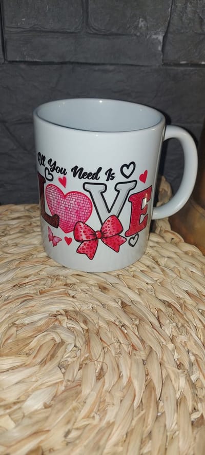 Bedrukte mok All you need is love, Valentijns mok, Valentijn , mok met tekst, beker, koffie mok, Cadeau, XLX®