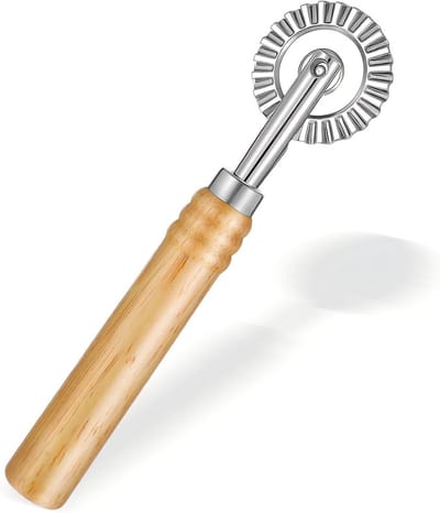 Dough Cutter met Serrated Rand en Houten Handvat voor Pizza en Gebak - Professionele Keukenaccessoires voor Ravioli en Deegbewerking