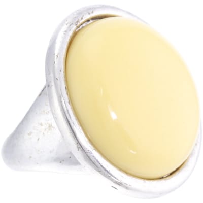 Behave - Ring - Vintage zilverkleurige ring met ronde kunststof steen in zachte vanillegele kleur – Stijlvolle retro damesring