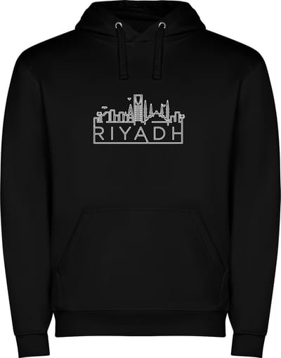 Zwarte unisex hoodie met “ Skyline Riyadh – Vakantiegevoel – Strak – Modern “ Print Full Color Color merk Roly maat S