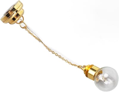 Miniatuur Poppenhuis Plafondlamp met Gouden Afwerking, Batterij Aangedreven voor 1:12 Schaal Poppen, Perfecte Decoratie voor Woonkamer, Slaapkamer of Balkon