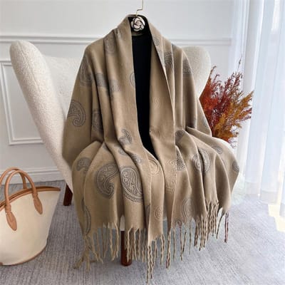 Écharpe d'hiver en cachemire gaufré pour femme Châle chaud uni épais Poncho de créateur de luxe Pashmina Hijab Bufanda Cape Bohème pour Dame 65x180cm gray