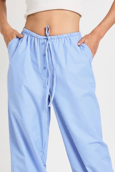 boohoo Dames Gestreepte Popeline Ballonbroek | Blauw | Maat: 34